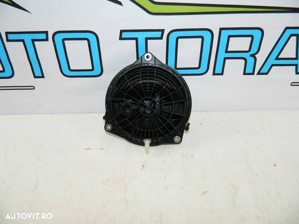 Clapeta deschidere hayon VW Passat / VW Golf 7 cod 3G5827469 - 3