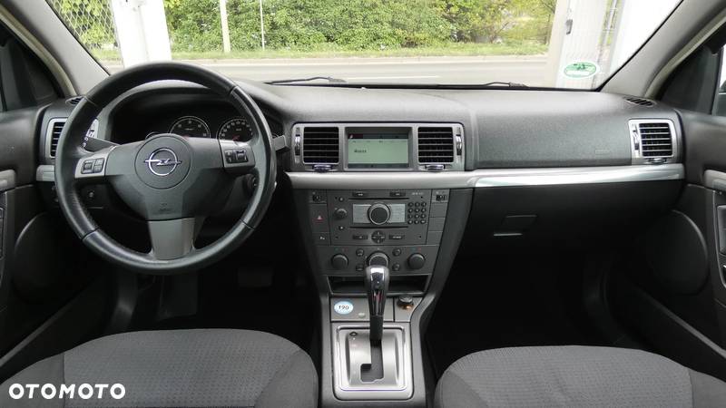 Opel Signum 1.9 CDTI Cosmo - 18