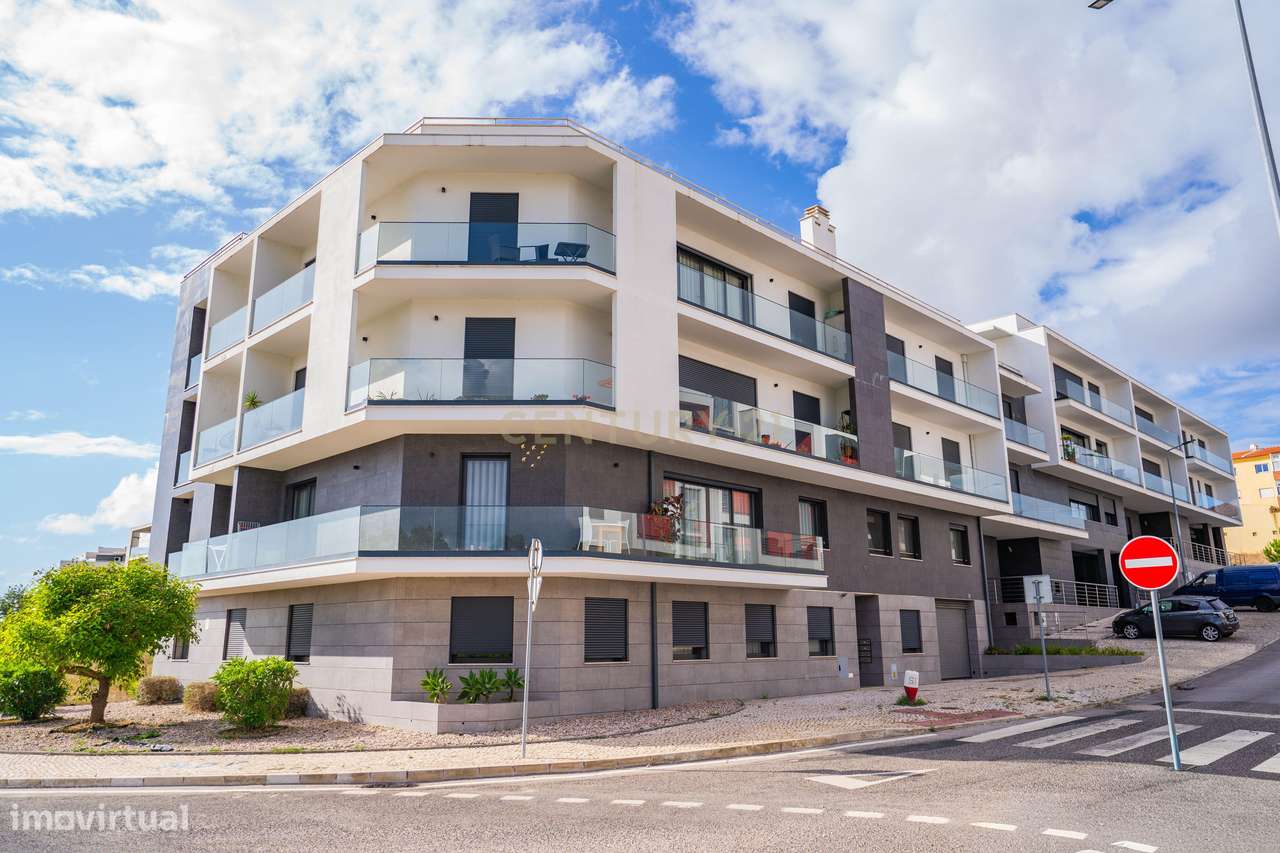Apartamento T3 Semi-Novo em Caldas da Rainha | 2 Varandas | 2 Parqueam-19
