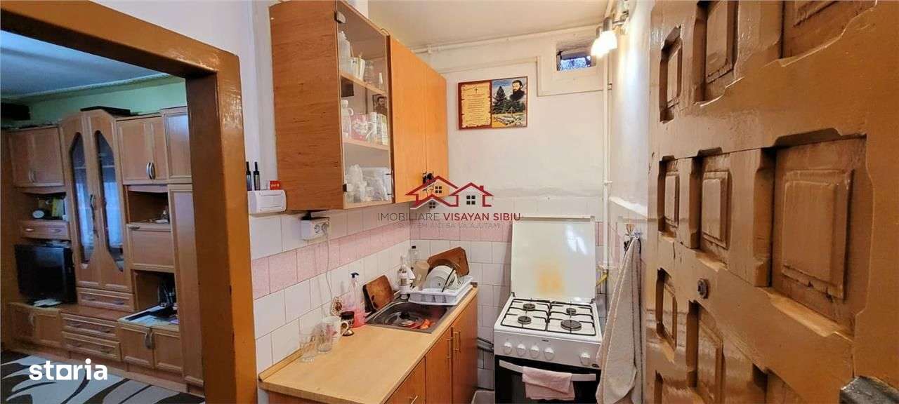 garsoniera, zona Compa,Sibiu, comision 0-4