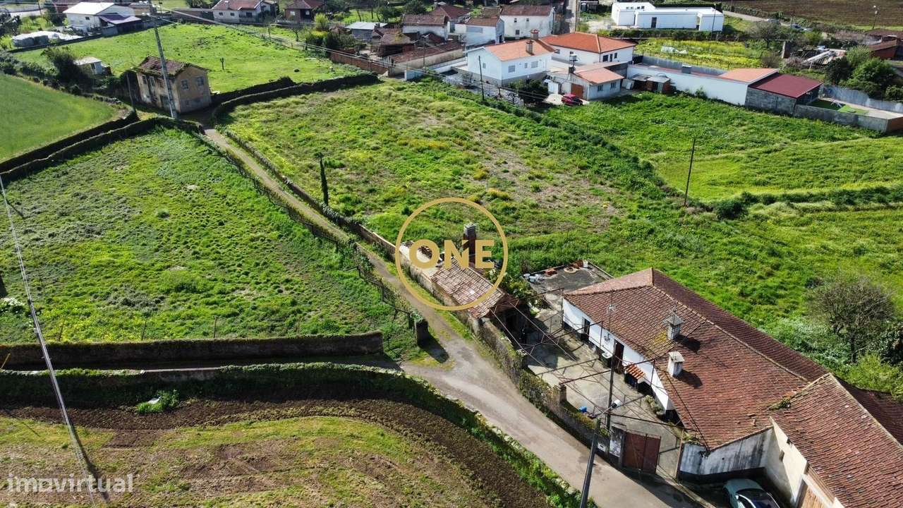 Moradia T3 em Oliveira de Azeméis para restauro - Grande imagem: 5/19