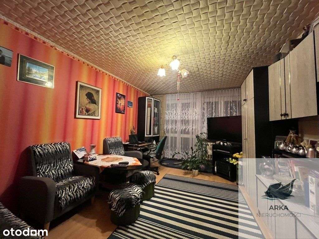 2 Pokoje na pomorzanach - Świetna lokalizacja!-0