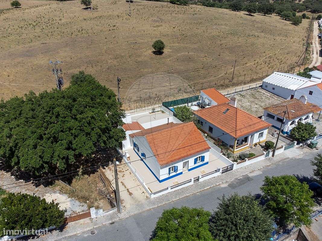 Moradia T2 para venda-22