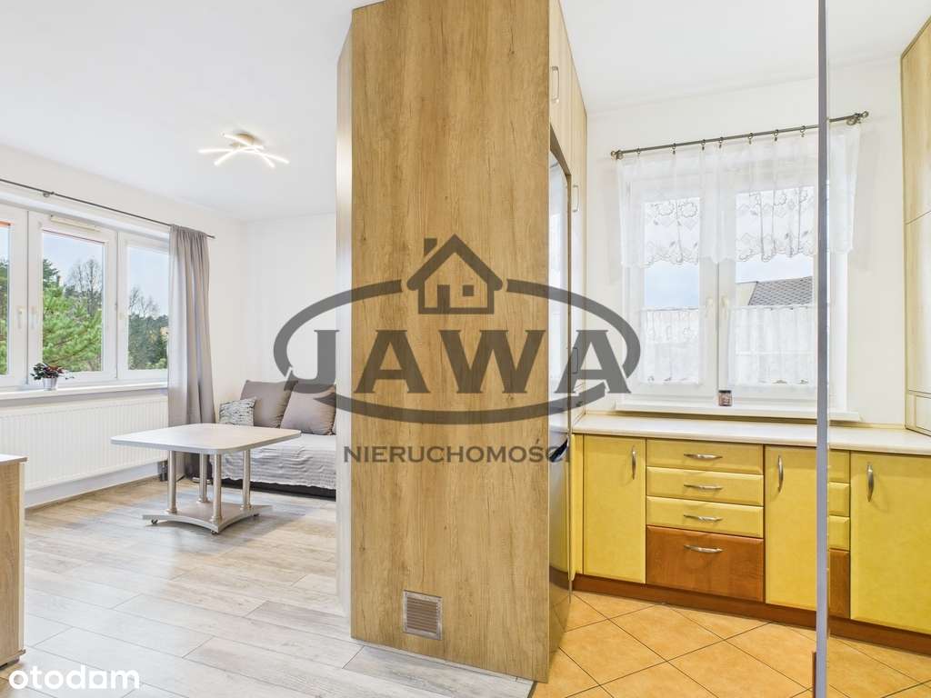 2pok*2002 rok*widok na las*teren zamknięty*parking-3