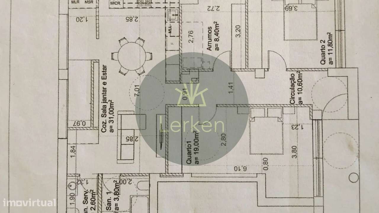 Loja com potencial de valorização e 2 frações - Grande imagem: 5/5