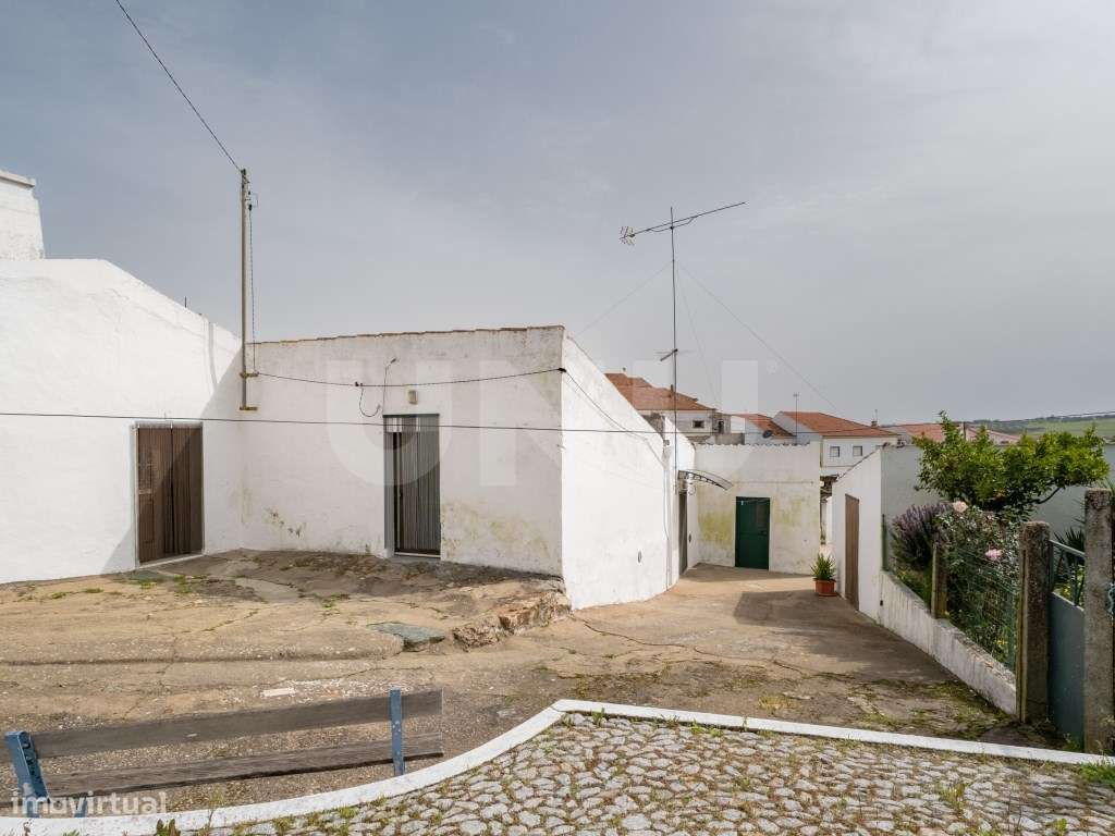 Moradia térrea tipicamente Alentejana-14