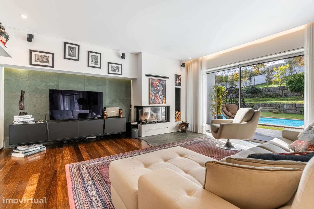 Moradia Individual T4 à venda em Vizela-20