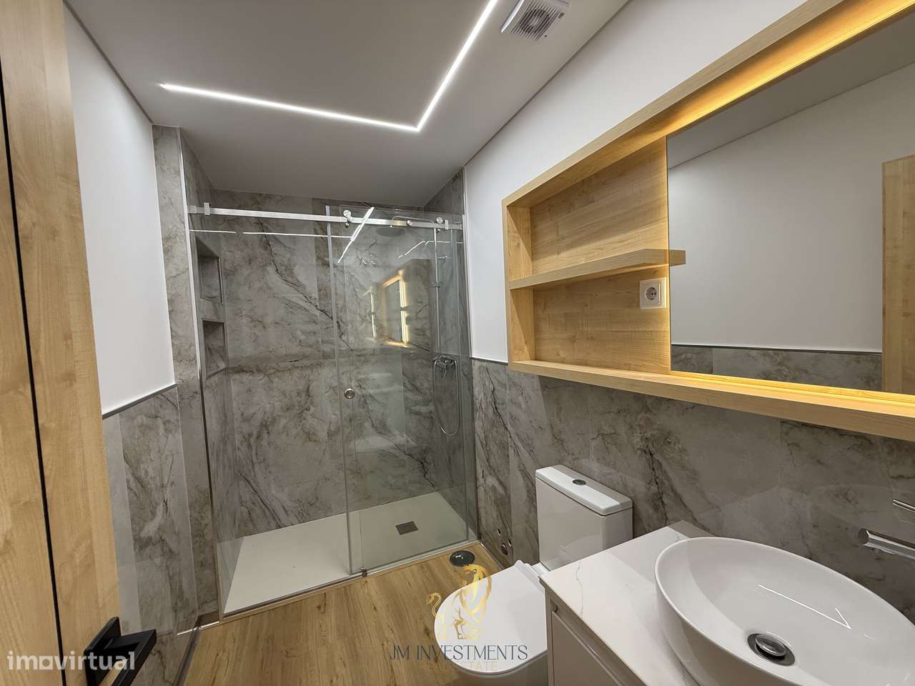 Apartamento Novo T0 com Jardim-5