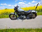 Harley-Davidson Sportster Iron 883 - 4