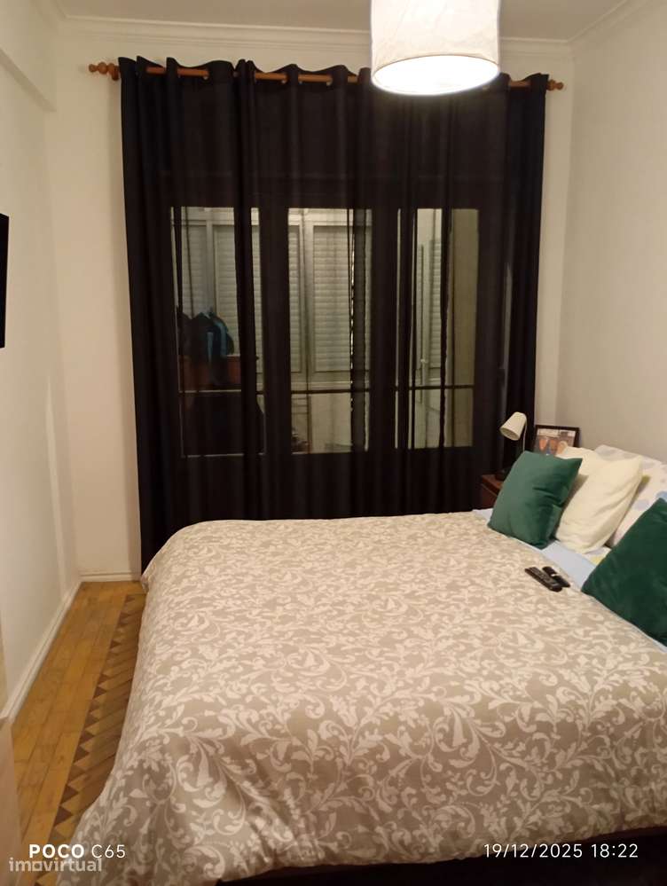 T2 com varanda e cozinha equipada em Odivelas - Grande imagem: 4/11