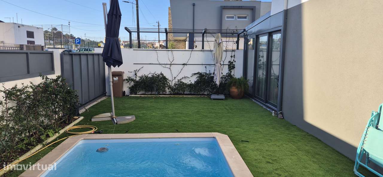 Moradia T3 com piscina, jardim e acessibilidade - Grande imagem: 3/33
