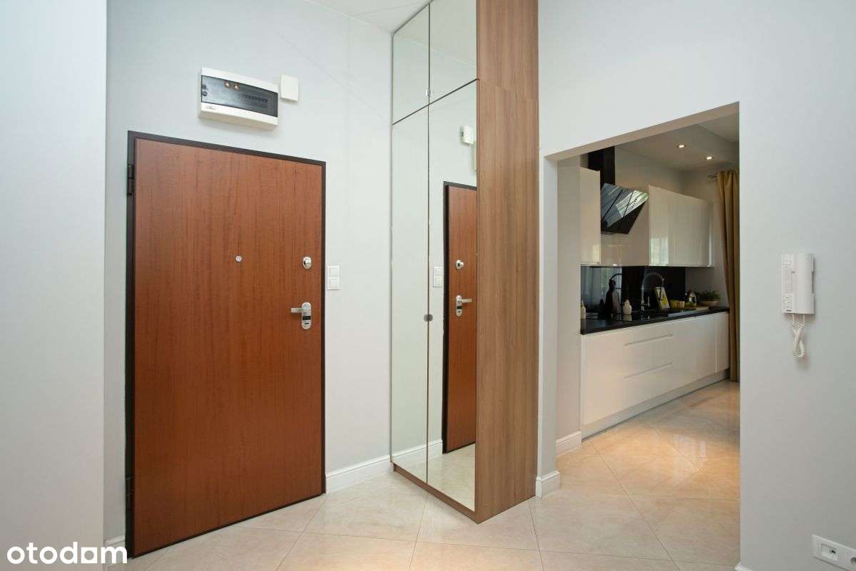 Komfortowe mieszkanie z miejscem w hali garażowej-13