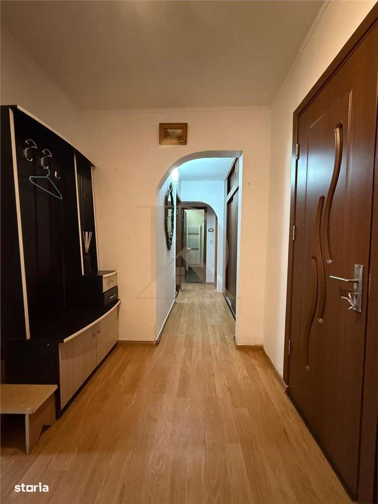 Pacurari - Petru Poni , apartament 3 camere etaj 34-8