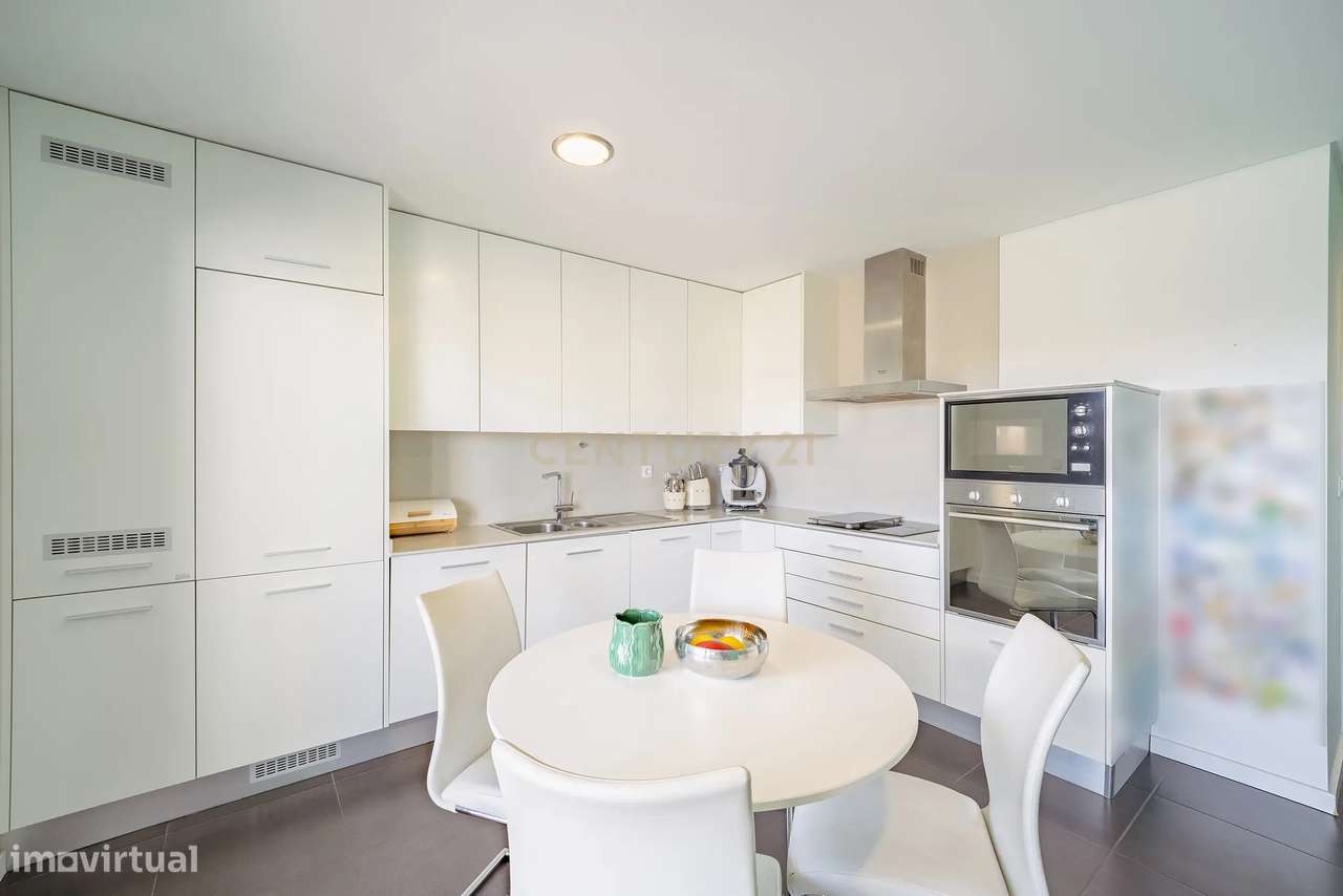 Apartamento T2 Duplex com terraço em condomínio privado-15