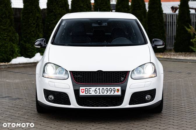 Volkswagen Golf - 9