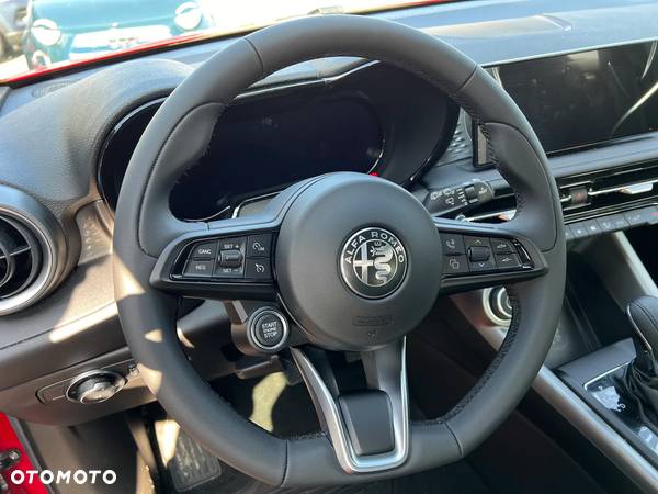 Alfa Romeo Tonale 1.5 T4 GSE Hybrid Super DCT - 9