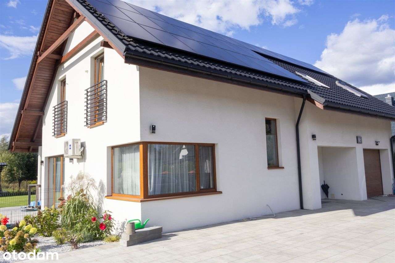 Nowoczesny dom z fotowoltaiką - Moczadła-4