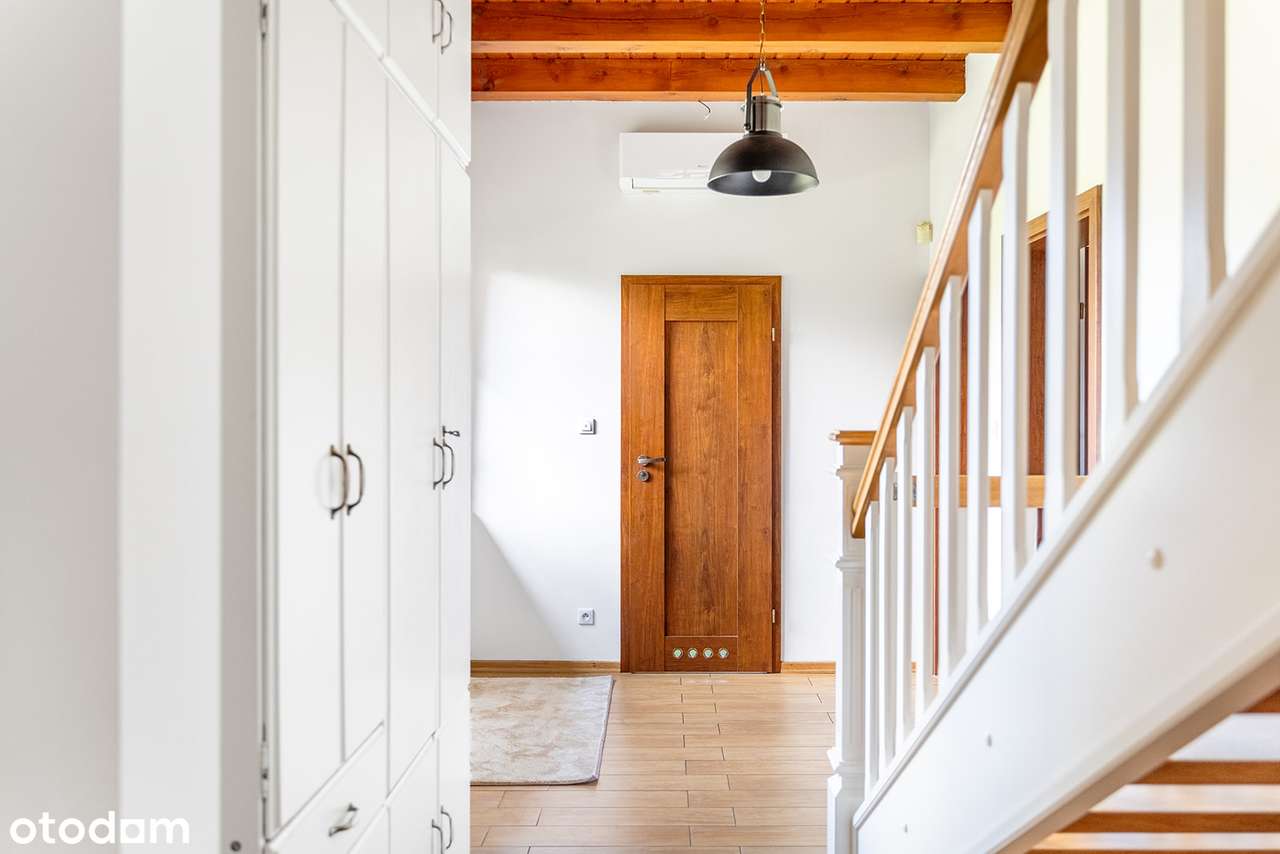 Wyjątkowy dom z duszą | 4038 m² działki | Stajnia i piękny ogród-9