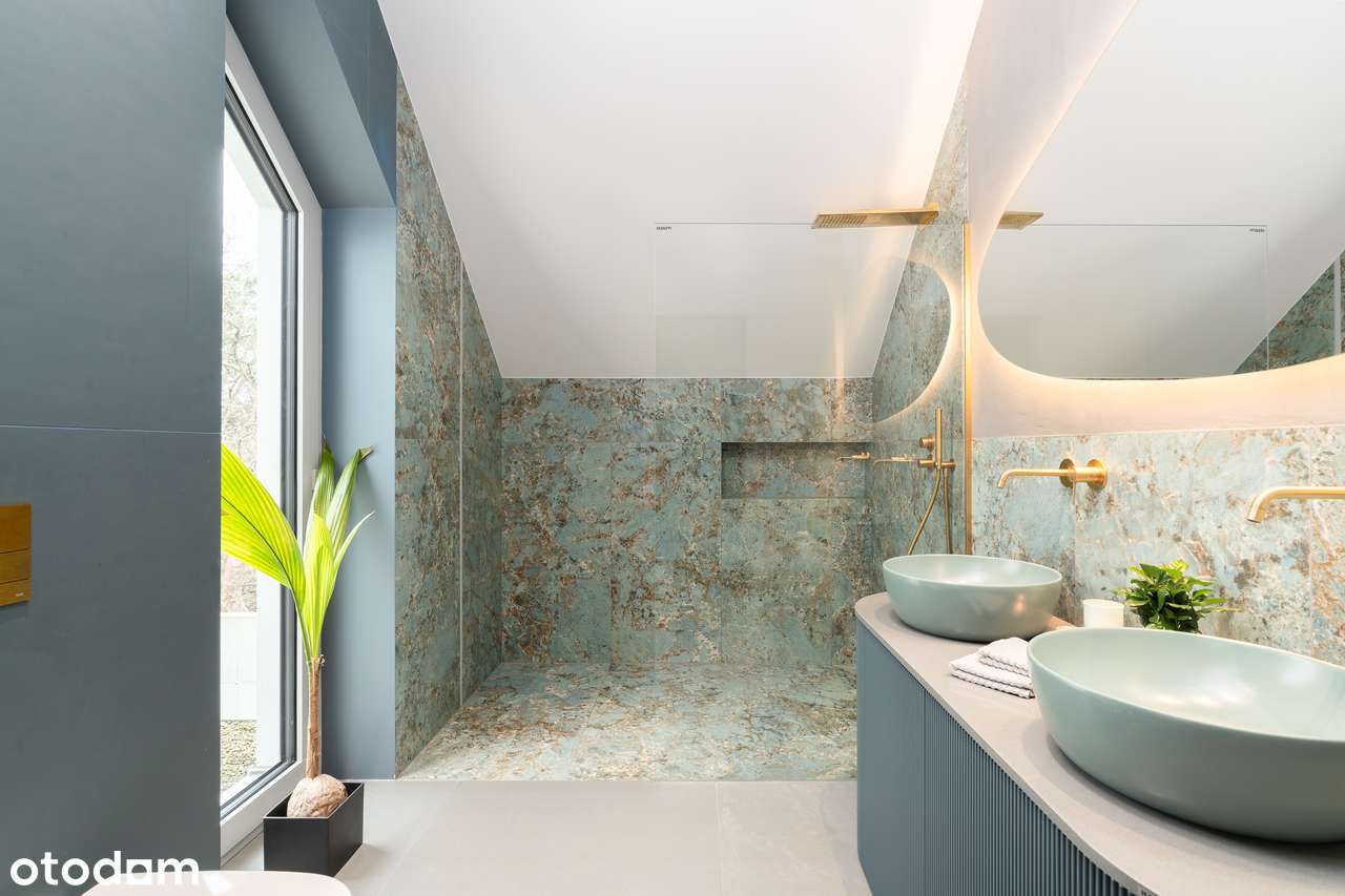 Dom w najwyższym standardzie 15 minut od centrum!-11