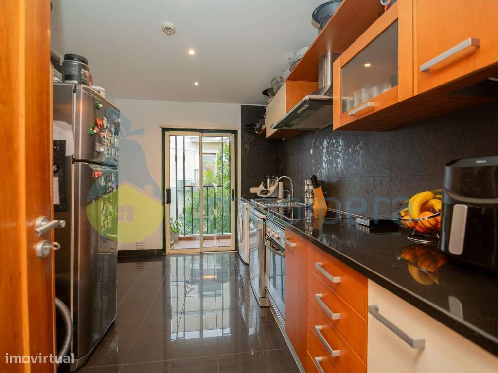 Excelente apartamento T2 localizado sobre o Rio Arade na Boca do Ri...-11