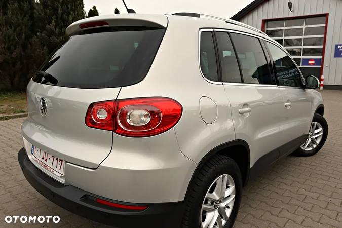 Volkswagen Tiguan 2.0 TDI DPF 4Motion DSG Exclusive - 25