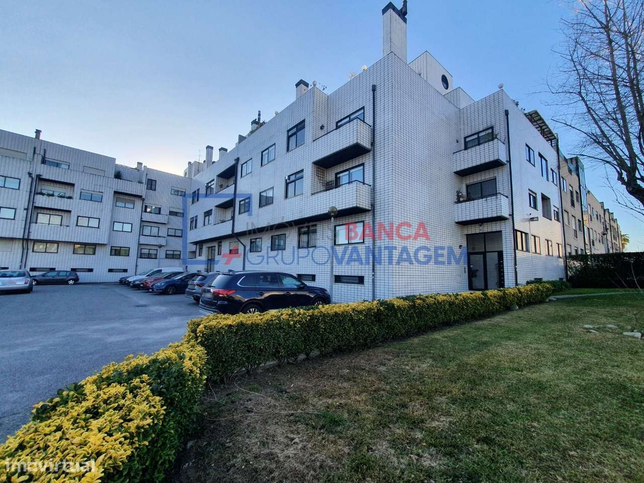 Apartamento T3 à Venda em S. Mamede, Porto - Grande imagem: 2/17