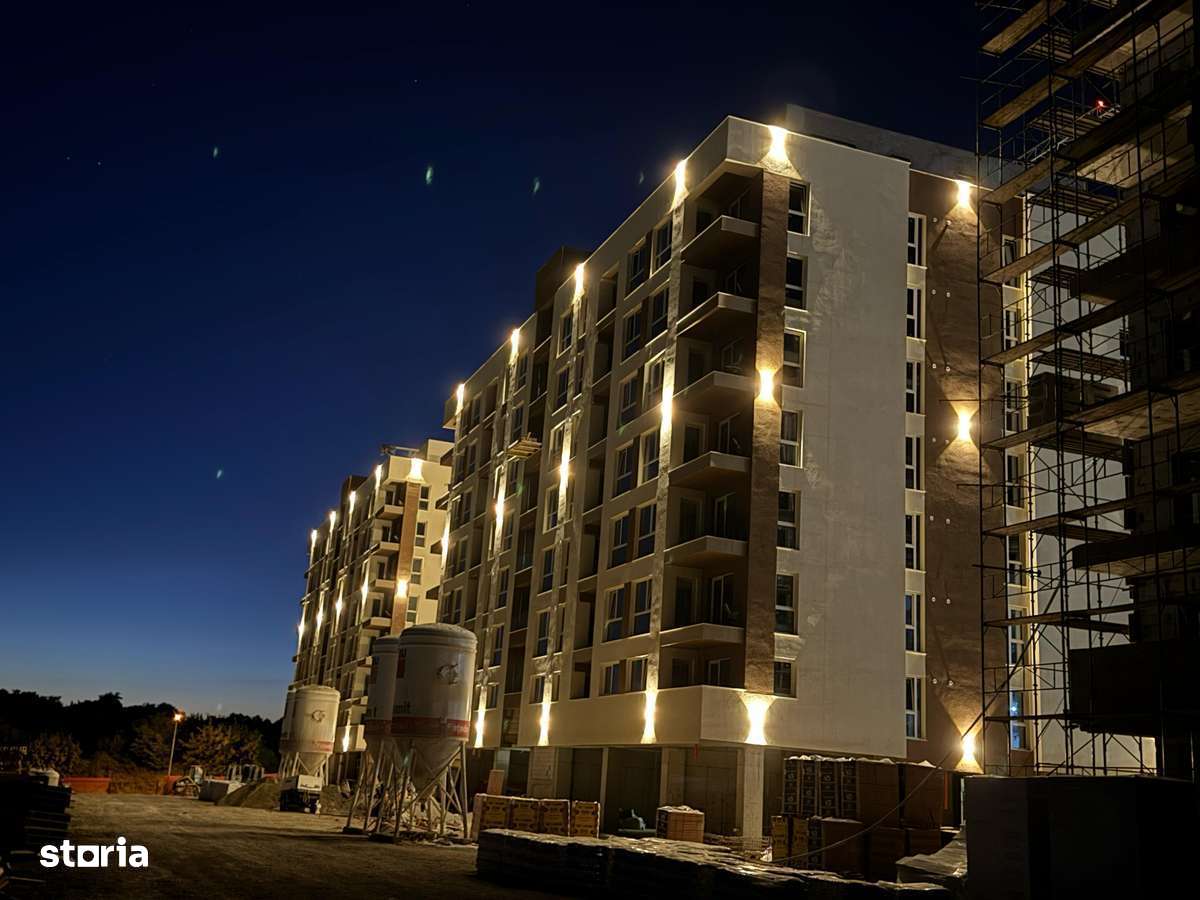 Apartament 3 camere  2 bai si bucătărie închisă Copou zona Mega Image-4