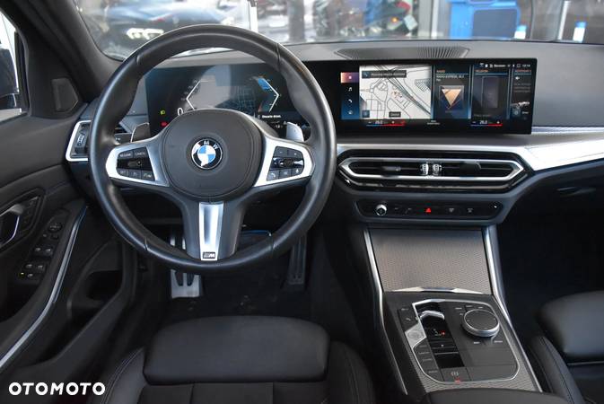 BMW Seria 3 320d xDrive M Sport sport - 3