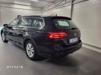 Volkswagen Passat Variant 1.6 TDI SCR DSG Comfortline - 8