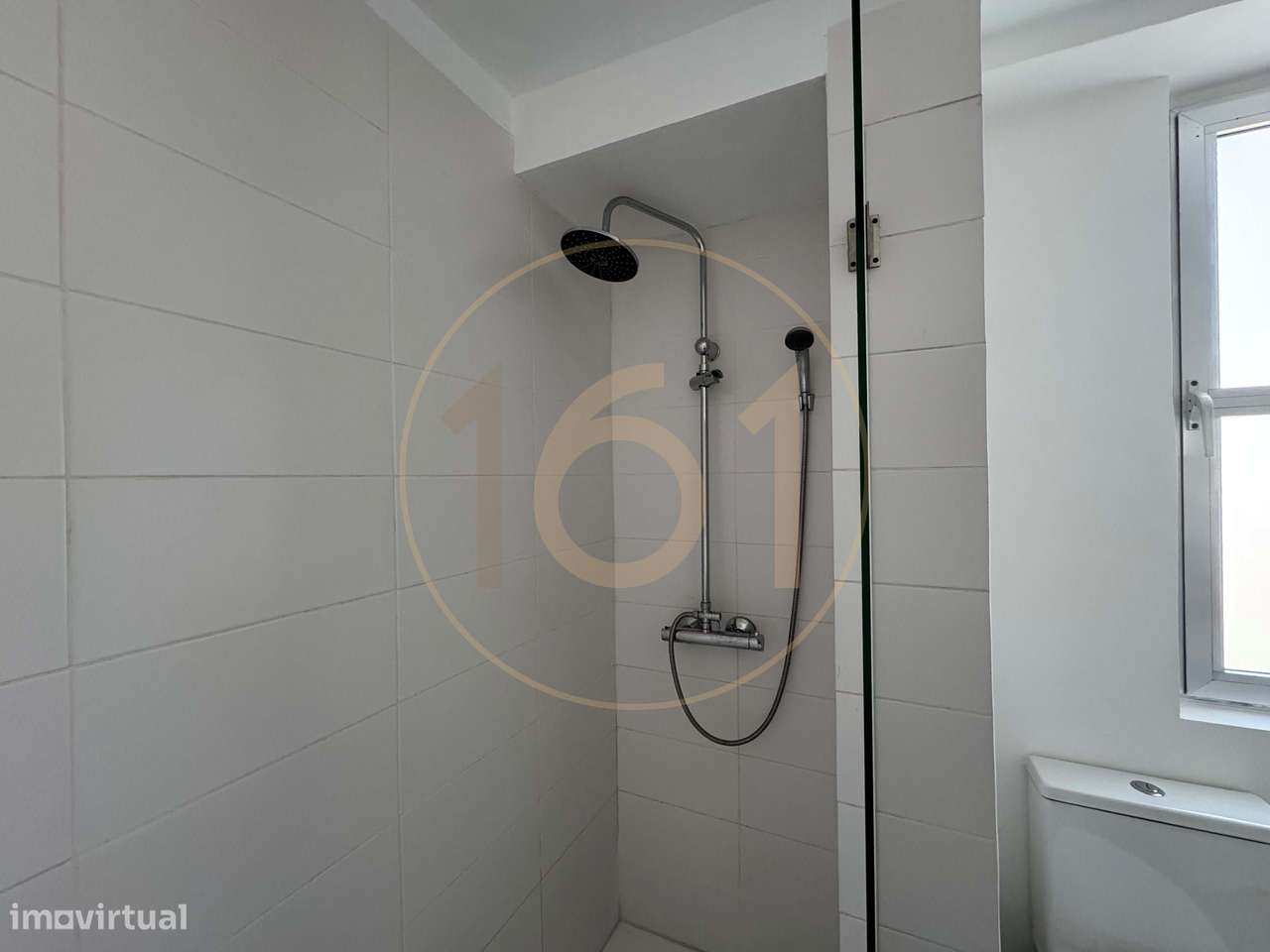 Apartamento T3 com varanda, para venda , no Porto-22