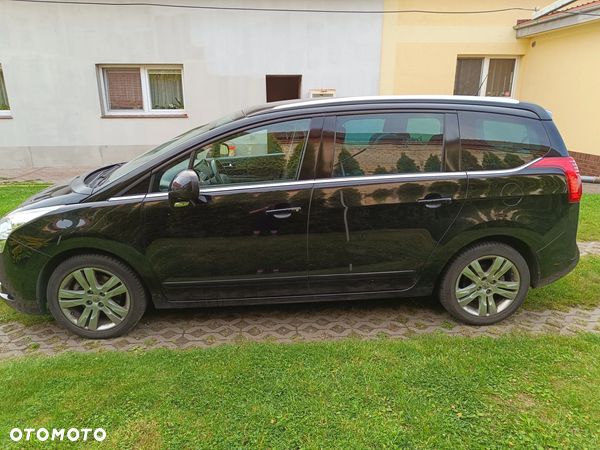 Peugeot 5008 - 1