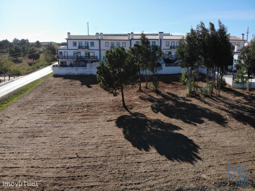 Terreno para construção em Lisboa de 1950,00 m2