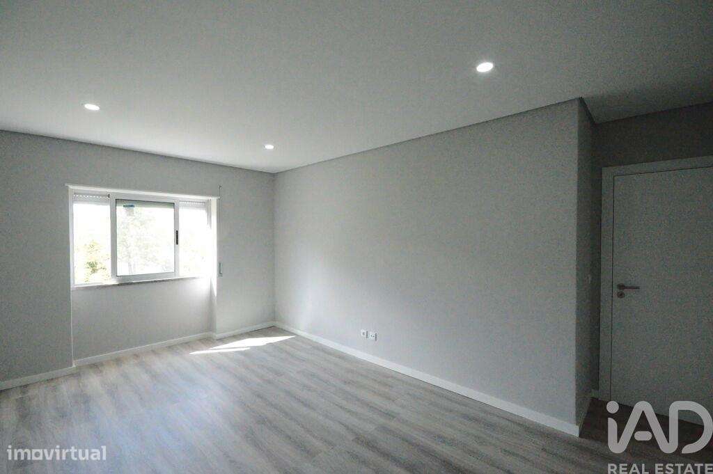 Apartamento T2 em Amora de 90,00 m2 - Grande imagem: 5/5