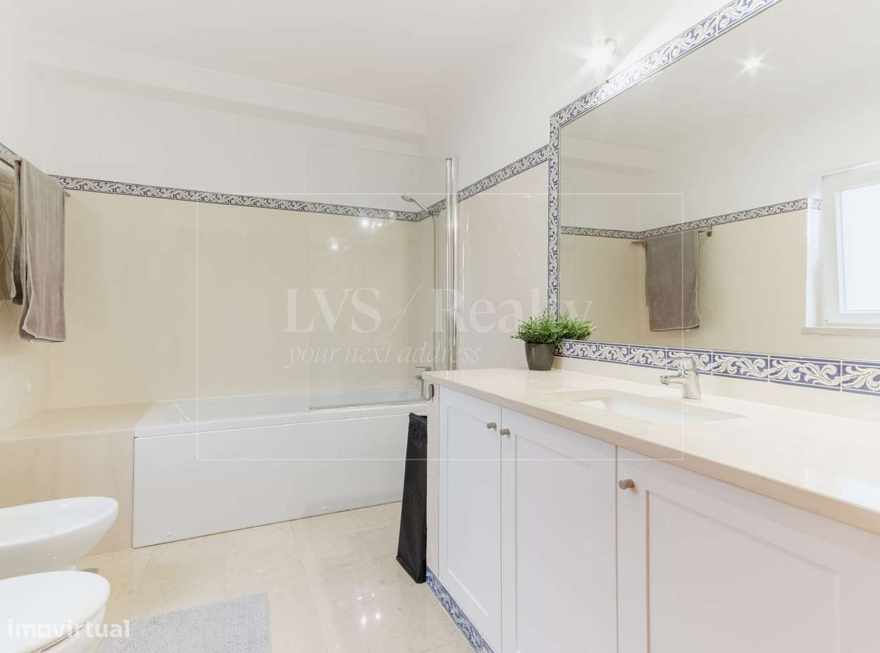 Moradia Isolada T5 com Piscina, Gradil-16