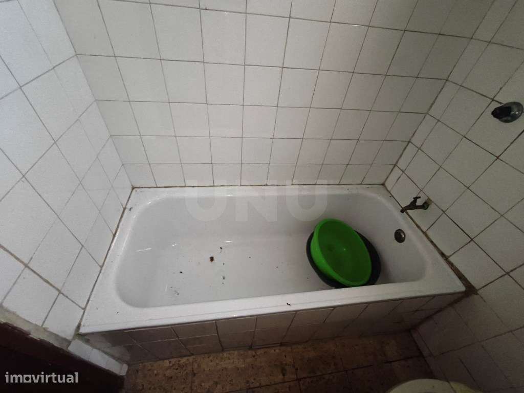 Moradia com vistas para a Serra da Estrela. Fantástica oportunidade!-16