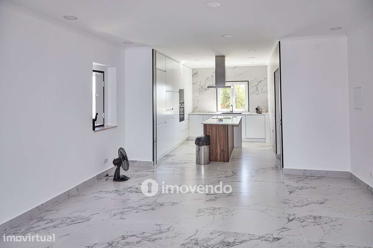 Andar de moradia T2 totalmente remodelado, em Reguengos de Monsaraz - Grande imagem: 5/29