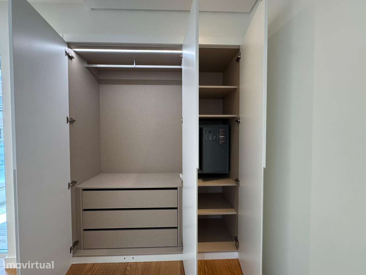 Apartamento T3 c/ vista rio-16