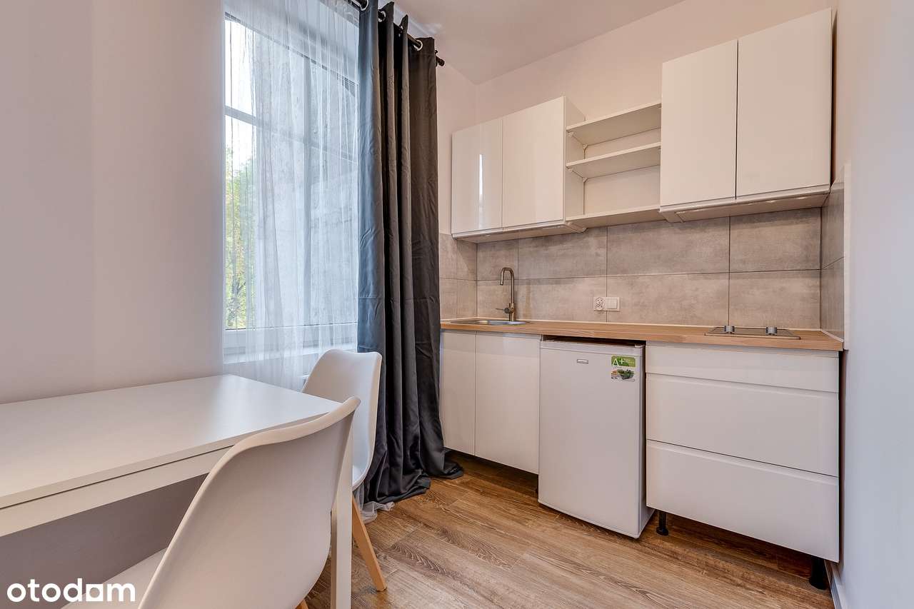 Przytulna kawalerka w spokojnej dzielnicy Katowic - Pełny obrazek: 3/8