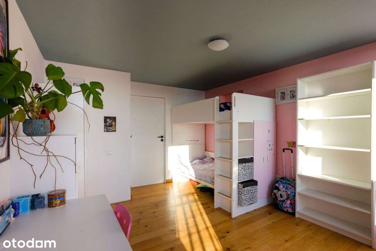 Dwupoziomowe mieszkanie + dwa miejsca postojowe.-13