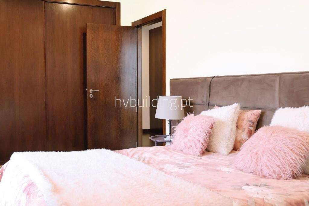 A Sua Casa de Sonho em Carvalhal — Moradia T3-13