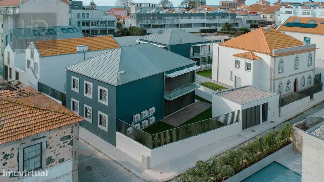 Moradia T3 de luxo na zona histórica de  Leça da Palmeira - Grande imagem: 5/60