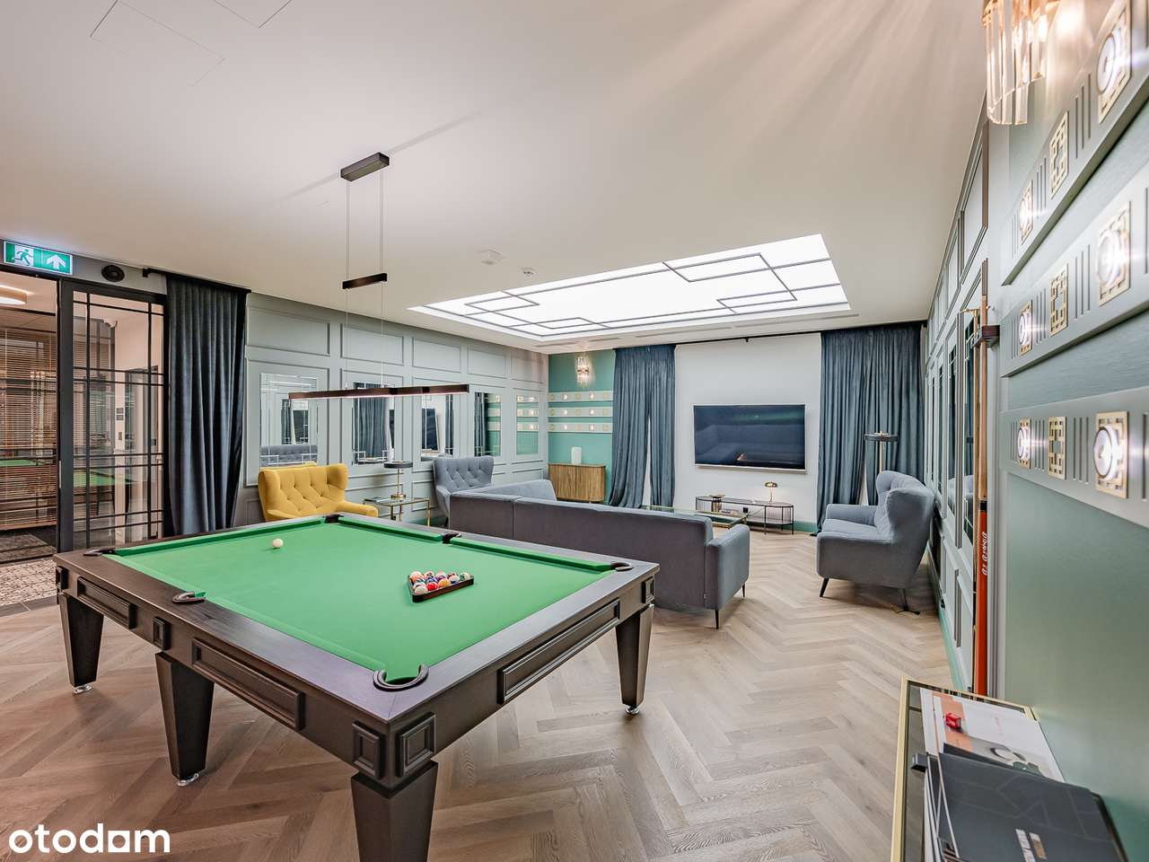 Przestronne mieszkanie przy GUMedzie-9