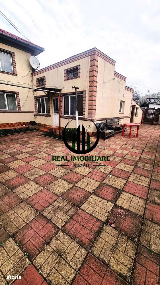 Casa  Vila p+1 Focsanei - Vadu Pasii ! - Imagine principală: 4/6