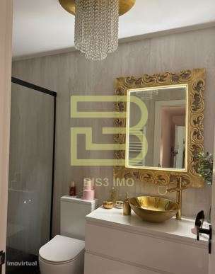 Apartamento T3 mobilado, convertido num T2(possibilidade de reverter p-3