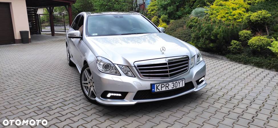 Mercedes-Benz Klasa E 350 CDI DPF BlueEFFICIENCY 7G-TRONIC Avantgarde - 1