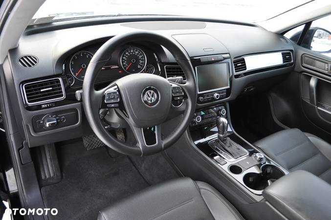 Volkswagen Touareg 3.6 V6 FSI BMT - 8