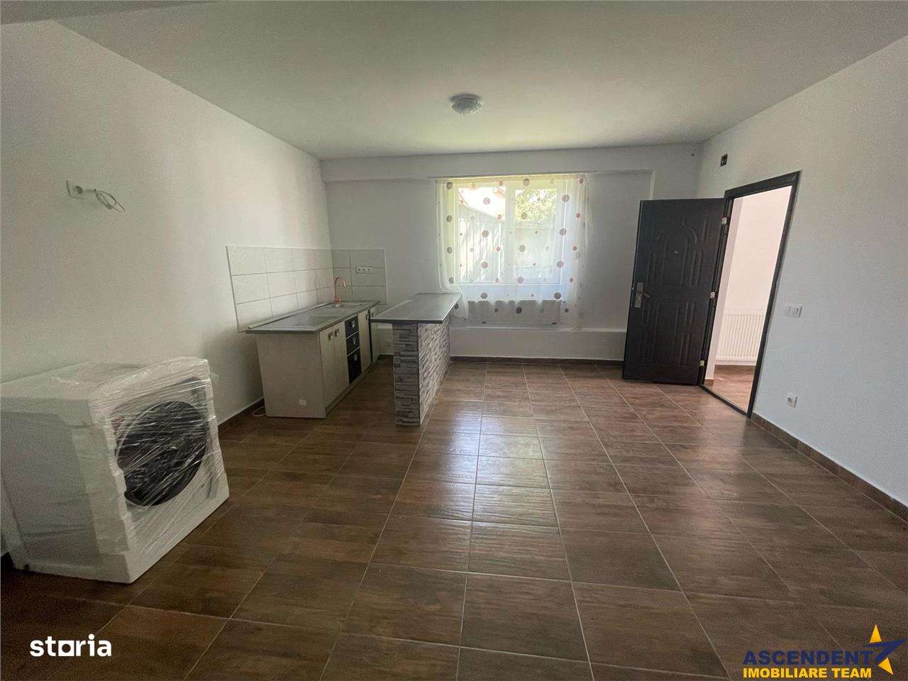 FILM & 3D!Edificiu multifunctional, Semicentral,Targu Mures. - Imagine principală: 4/18