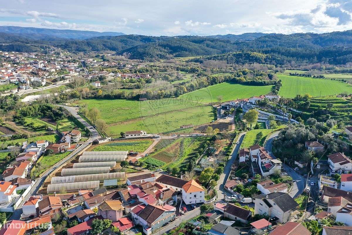 Moradia de investimento T 12 para venda na Quinta da Conraria-17