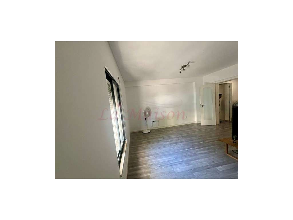 Mágnifco apartamento T2 na Moita-7