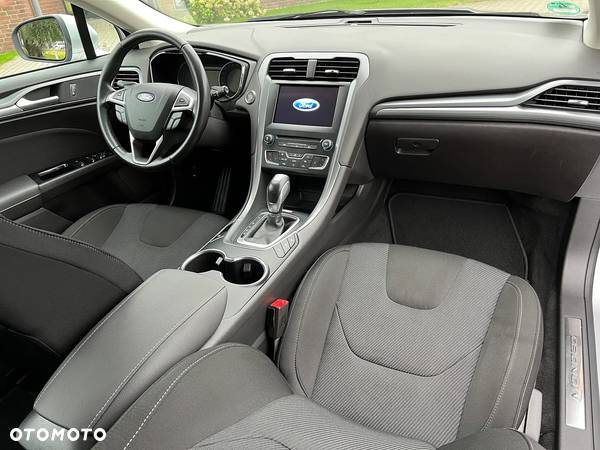 Ford Mondeo Turnier 2.0 TDCi Start-Stopp PowerShift-Aut Titanium - 21